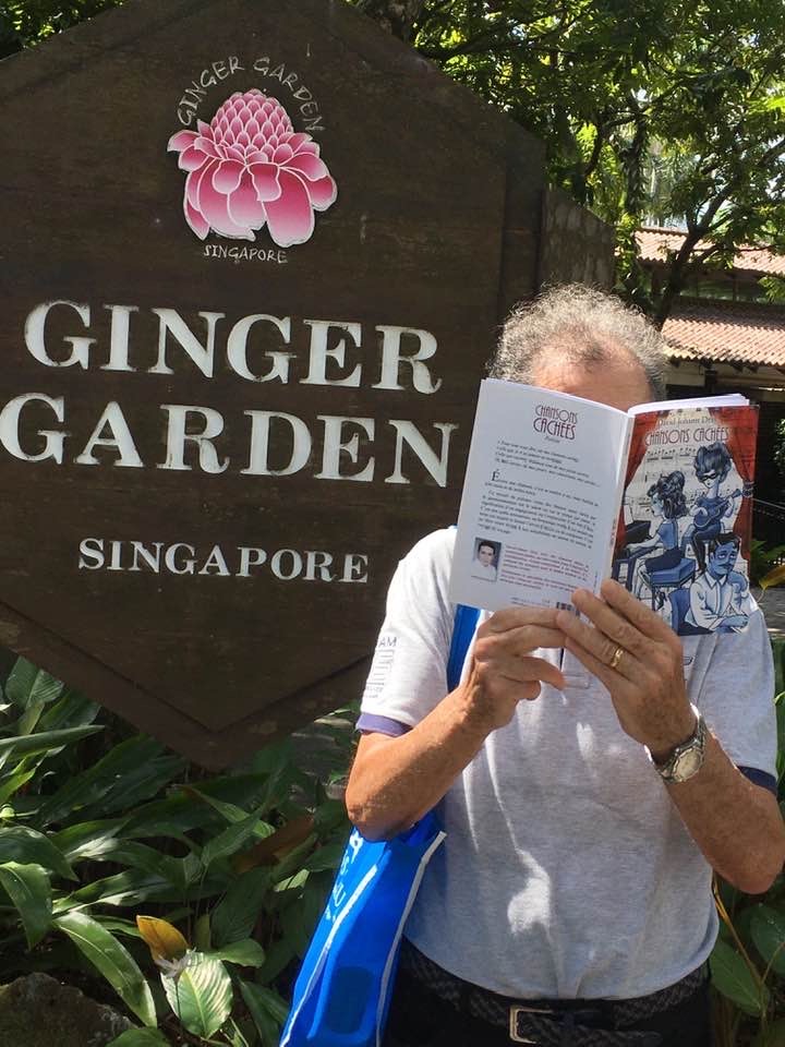 Lecture au jardin botanique de Singapour...