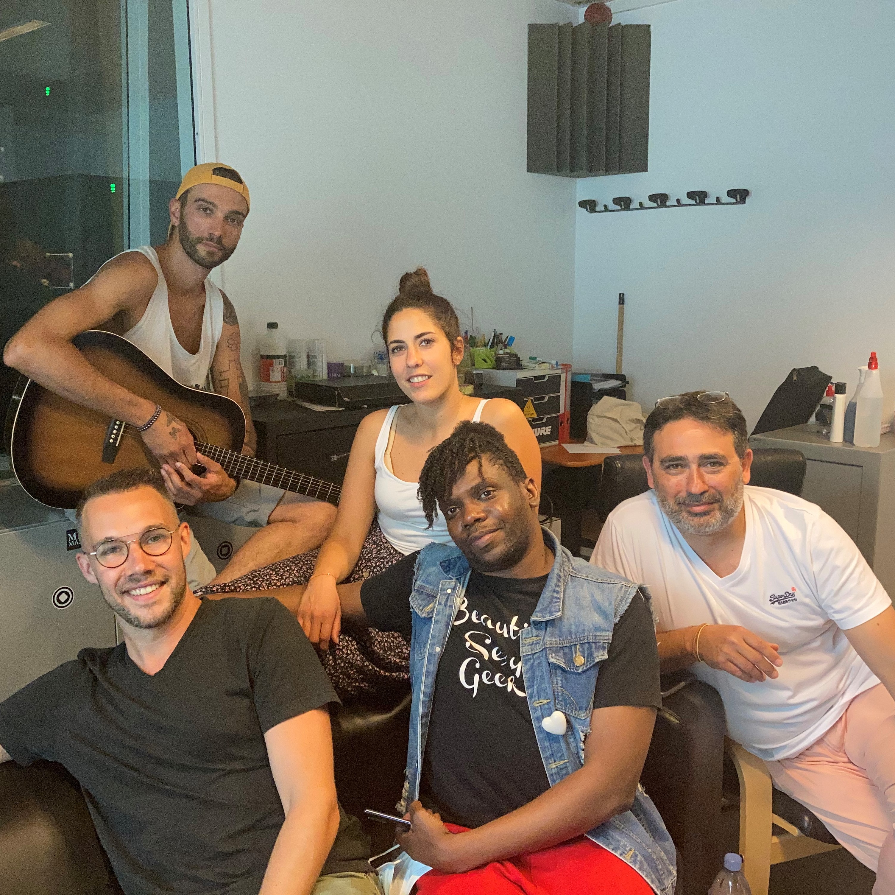 La Team Chansons cachées - Studio session